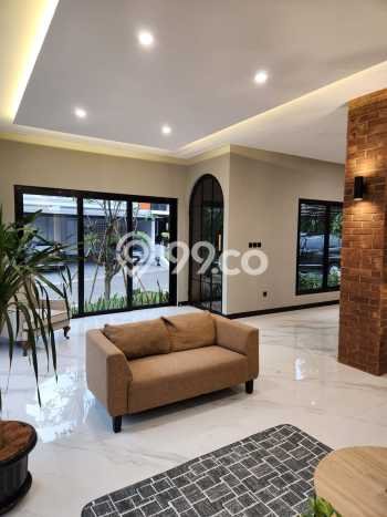 For Sale! Luxury House LT 256m2 Desain Elegan di BSD Delatinos For Sale! Luxury House LT 256m2 Desain Elegan di BSD Delatinos