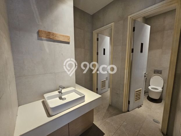 INVESTASI CERDAS! Ruko Kawasan Kebayoran Baru, Luas 300m2m², Pusat Komersial INVESTASI CERDAS! Ruko Kawasan Kebayoran Baru, Luas 300m2m², Pusat Komersial