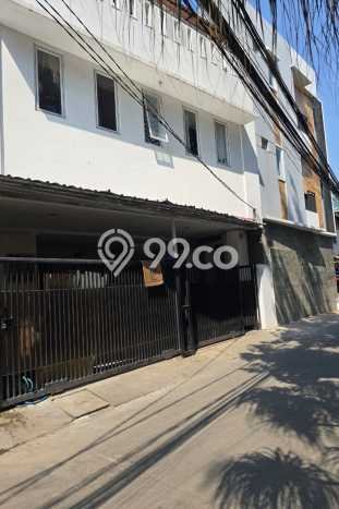 Dijual Rumah Kost di Kuningan, Jakarta Selatan, 29 KT, 29 KM, Bangunan 500m2 Dijual Rumah Kost di Kuningan, Jakarta Selatan, 29 KT, 29 KM, Bangunan 500m2