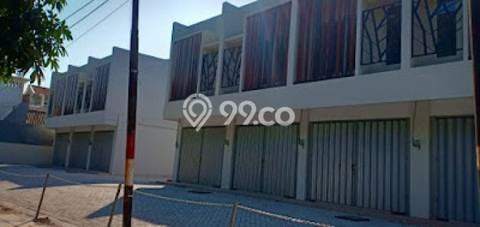 Ruko Komersial Disewakan di Kebomas Gresik Luas 120m2 Ruko Komersial Disewakan di Kebomas Gresik Luas 120m2