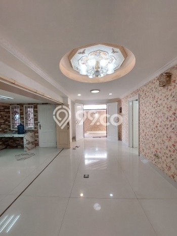 Dijual Rumah Luas Elegan Dengan View Cantik di Tanjung Duren, Jakarta Barat Dijual Rumah Luas Elegan Dengan View Cantik di Tanjung Duren, Jakarta Barat