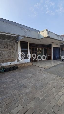 Rumah Mewah Dijual LT 240m2 di Kebon Jeruk, Jakarta Barat Rumah Mewah Dijual LT 240m2 di Kebon Jeruk, Jakarta Barat