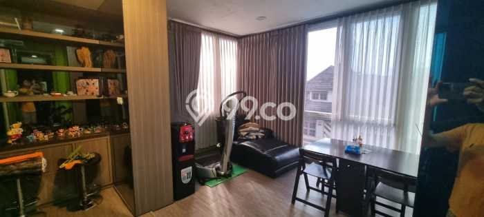 Ready to Use! Premium House LT 193m2 Desain Modern di Semanan Ready to Use! Premium House LT 193m2 Desain Modern di Semanan