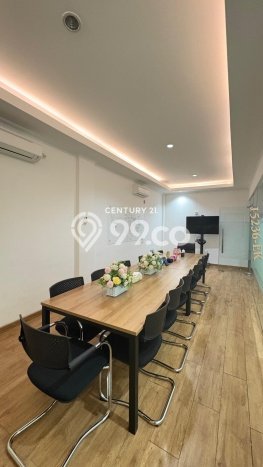 Unit Ruko Dijual di Jakarta Selatan LT 68m2 & LB 270m2 Unit Ruko Dijual di Jakarta Selatan LT 68m2 & LB 270m2