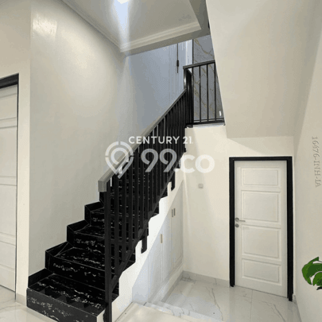 Rumah Luxury Modern Siap Huni di BSD City Tangerang Rumah Luxury Modern Siap Huni di BSD City Tangerang