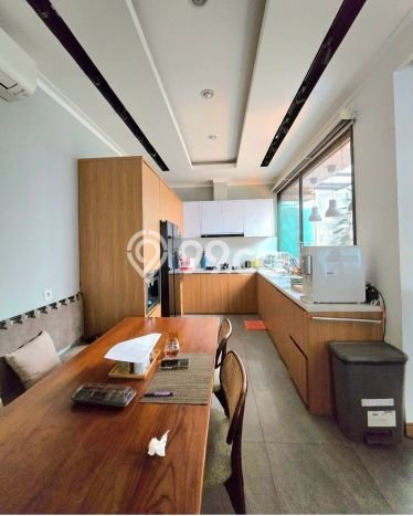 Dijual Rumah Mewah Megah Dengan View Eksklusif di Bintaro, Tangerang Selatan Dijual Rumah Mewah Megah Dengan View Eksklusif di Bintaro, Tangerang Selatan