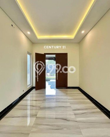 Rumah Luxury Modern Tanpa Renovasi di Pondok Indah Jakarta Selatan Rumah Luxury Modern Tanpa Renovasi di Pondok Indah Jakarta Selatan