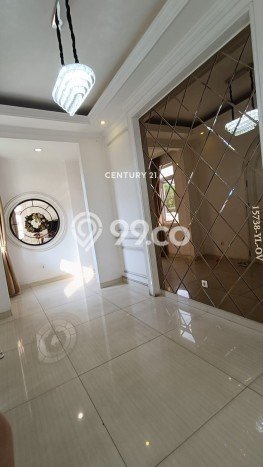 Dijual Rumah Premium dengan Fasilitas Sekitar Lengkap di Cipondoh, Tangerang Dijual Rumah Premium dengan Fasilitas Sekitar Lengkap di Cipondoh, Tangerang