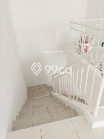 Ruko Dijual di Tangerang Selatan LT 61m2 & LB 120m2 Lokasi Terbaik! Ruko Dijual di Tangerang Selatan LT 61m2 & LB 120m2 Lokasi Terbaik!
