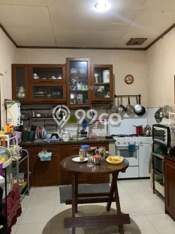 Rumah Elit Modern Tanpa Renovasi di Petukangan Jakarta Selatan Rumah Elit Modern Tanpa Renovasi di Petukangan Jakarta Selatan