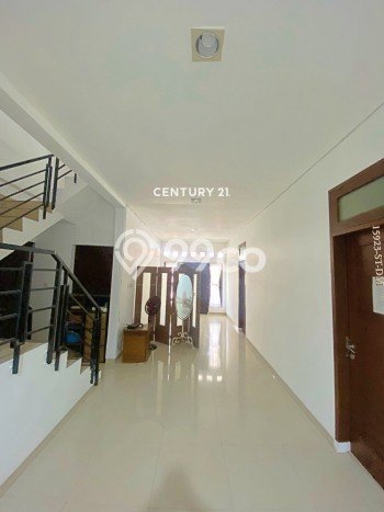 Jarang Ada! Rumah Sewa 12 Kamar Nyaman Siap Huni Sektor 5 - Bintaro Jarang Ada! Rumah Sewa 12 Kamar Nyaman Siap Huni Sektor 5 - Bintaro