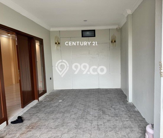 Rumah Luas Asri 3 KT Siap Pakai di Bintaro Tangerang Selatan Rumah Luas Asri 3 KT Siap Pakai di Bintaro Tangerang Selatan