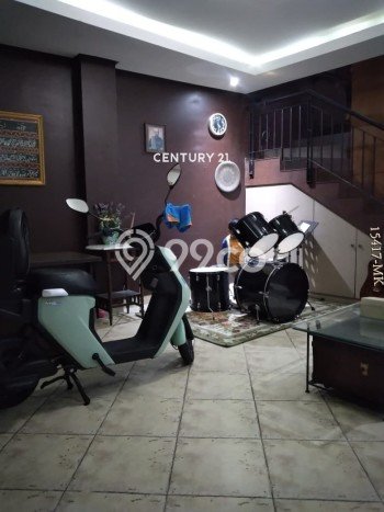 Rumah Mewah LB 300m2 Siap Huni Desain Elegan di Bangka, Jakarta Selatan Rumah Mewah LB 300m2 Siap Huni Desain Elegan di Bangka, Jakarta Selatan