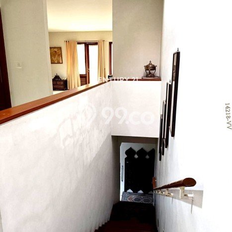 Ready to Use! Premium House LT 314m2 Desain Elegan di Bintaro Ready to Use! Premium House LT 314m2 Desain Elegan di Bintaro