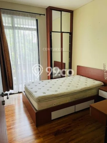 Disewakan! Rumah 4 Kamar Tidur &
4 Kamar Mandi di Lebak Bulus, Jakarta Selatan Disewakan! Rumah 4 Kamar Tidur &
4 Kamar Mandi di Lebak Bulus, Jakarta Selatan
