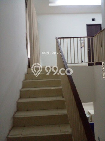 Rumah Luxury Modern Tanpa Renovasi di Sektor 7-Bintaro Tangerang Selatan Rumah Luxury Modern Tanpa Renovasi di Sektor 7-Bintaro Tangerang Selatan