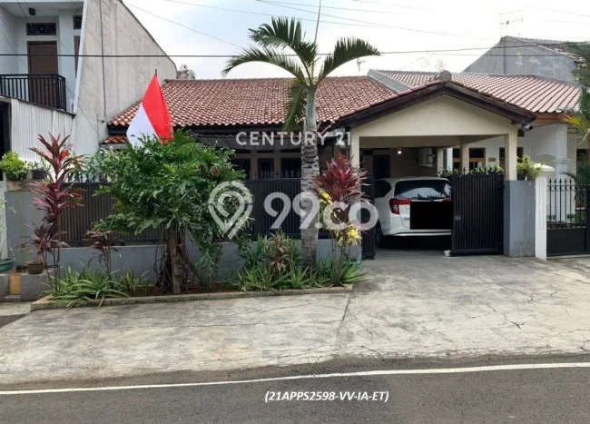 Rumah Elit Modern Tanpa Renovasi di Petukangan Jakarta Selatan Rumah Elit Modern Tanpa Renovasi di Petukangan Jakarta Selatan