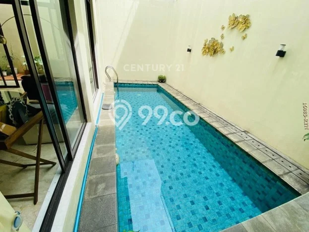 Disewakan! Rumah 4 Kamar Tidur &
4 Kamar Mandi di Lebak Bulus, Jakarta Selatan Disewakan! Rumah 4 Kamar Tidur &
4 Kamar Mandi di Lebak Bulus, Jakarta Selatan