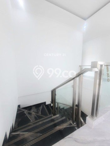 Rumah Luxury Modern Siap Huni di Sektor 9-Bintaro Tangerang Selatan Rumah Luxury Modern Siap Huni di Sektor 9-Bintaro Tangerang Selatan