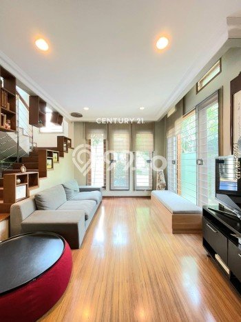 Jual Rumah Luas Elegan Dengan View Eksklusif di Antasari, Jakarta Selatan Jual Rumah Luas Elegan Dengan View Eksklusif di Antasari, Jakarta Selatan