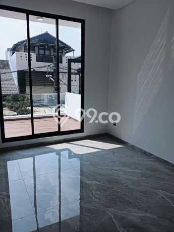 Dijual Rumah Mewah Elegan Dengan View Cantik di Pondok Indah, Jakarta Selatan Dijual Rumah Mewah Elegan Dengan View Cantik di Pondok Indah, Jakarta Selatan