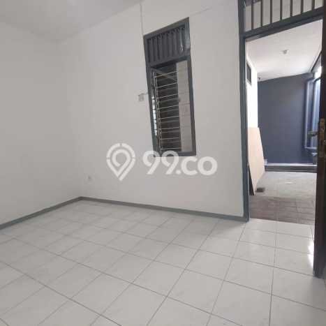 Dijual Rumah Eksklusif 3 KT di Nginden, Surabaya Dijual Rumah Eksklusif 3 KT di Nginden, Surabaya