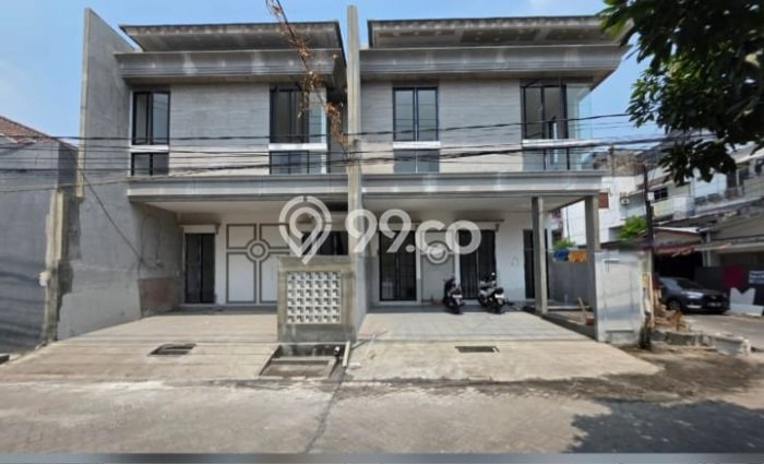 Dijual Rumah 4 Kamar Lokasi Ideal Bagus dan Strategis di Wiyung Dijual Rumah 4 Kamar Lokasi Ideal Bagus dan Strategis di Wiyung