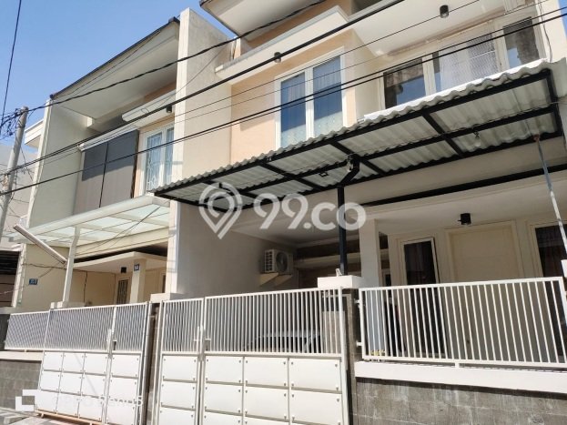 DIJUAL CEPAT! Rumah Modern area Mulyosari, Surabaya, Luas 72m2m² LB 110m2m² BISA KPR! DIJUAL CEPAT! Rumah Modern area Mulyosari, Surabaya, Luas 72m2m² LB 110m2m² BISA KPR!