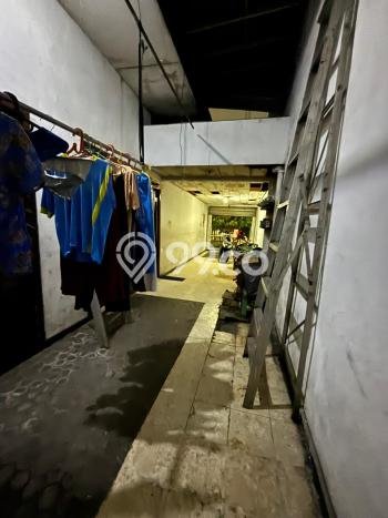 Rumah Luxury Modern Siap Huni di Nginden Surabaya Rumah Luxury Modern Siap Huni di Nginden Surabaya