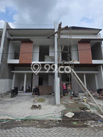 Hunian Cantik Minimalis Lb 130m2 di Tenggilis Mejoyo, Surabaya Hunian Cantik Minimalis Lb 130m2 di Tenggilis Mejoyo, Surabaya