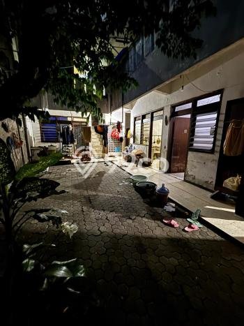 Rumah Luxury Modern Siap Huni di Nginden Surabaya Rumah Luxury Modern Siap Huni di Nginden Surabaya