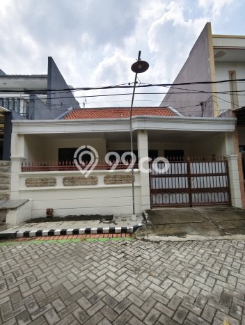 Dijual Hunian Rumah Terawat 3 KT di Mulyosari, Surabaya Dijual Hunian Rumah Terawat 3 KT di Mulyosari, Surabaya