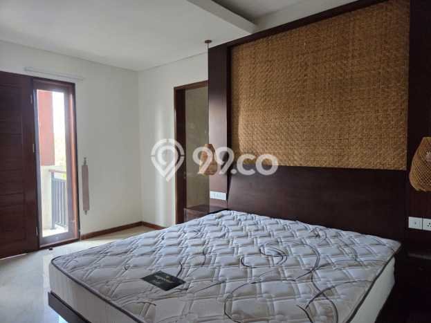 HARGA TERBAIK! Vila di , Luas 215m2m², Lokasi Strategis HARGA TERBAIK! Vila di , Luas 215m2m², Lokasi Strategis