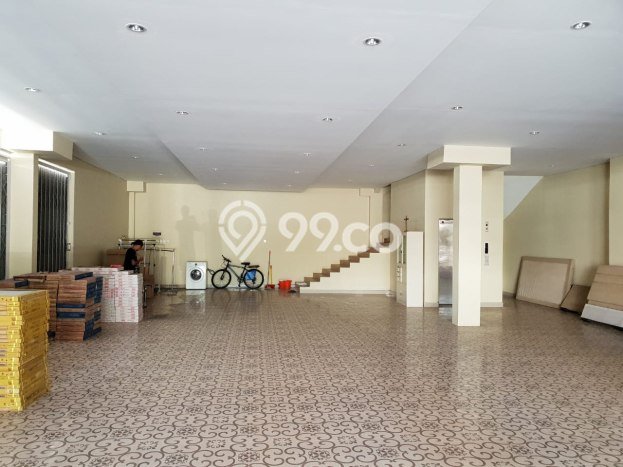 Ruko untuk disewa di Denpasar Barat punya LT 413m2 & LB 727m2 harga sewa kompetitif Ruko untuk disewa di Denpasar Barat punya LT 413m2 & LB 727m2 harga sewa kompetitif