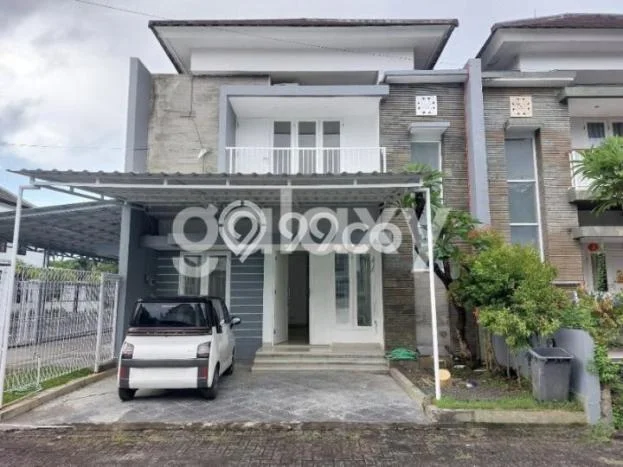 Lokasi terbaik! Rumah siap huni dikontrakkan di Denpasar Selatan LB 200m2 Lokasi terbaik! Rumah siap huni dikontrakkan di Denpasar Selatan LB 200m2