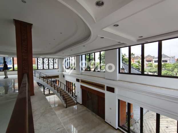 Kantor Paling Dicari LB 1641m2 Dijual di Denpasar Barat Kantor Paling Dicari LB 1641m2 Dijual di Denpasar Barat