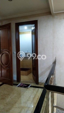 Dijual Rumah Luas Megah Dengan View Cantik di Sunter, Jakarta Utara Dijual Rumah Luas Megah Dengan View Cantik di Sunter, Jakarta Utara