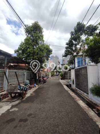 For Sale! Luxury House LT 213m2 Desain Elegan di Kartini For Sale! Luxury House LT 213m2 Desain Elegan di Kartini