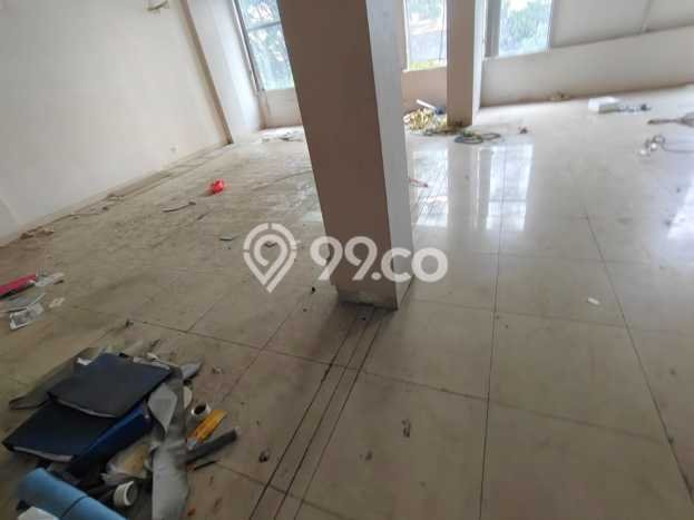 INVESTASI POTENSIAL! Ruko di Kelapa Gading, Luas 575m2m², Tingkat Keramaian Tinggi INVESTASI POTENSIAL! Ruko di Kelapa Gading, Luas 575m2m², Tingkat Keramaian Tinggi