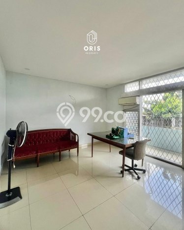 Hunian Mewah Siap Huni LT 550m2 di Kebayoran Baru, Jakarta Selatan Hunian Mewah Siap Huni LT 550m2 di Kebayoran Baru, Jakarta Selatan