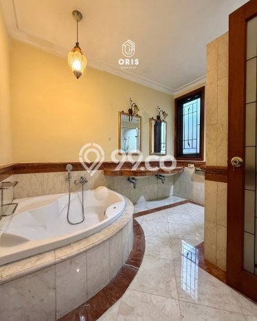 Dijual Rumah Elit Exclusive di Kebayoran Baru, Jakarta Selatan Dijual Rumah Elit Exclusive di Kebayoran Baru, Jakarta Selatan