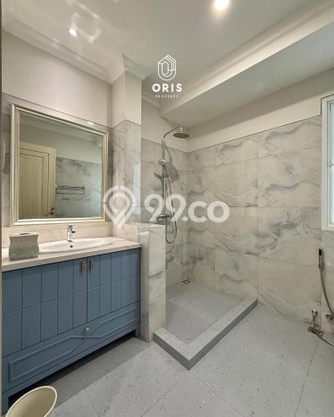 Rumah Luxury Modern Siap Huni di Kuningan Jakarta Selatan Rumah Luxury Modern Siap Huni di Kuningan Jakarta Selatan