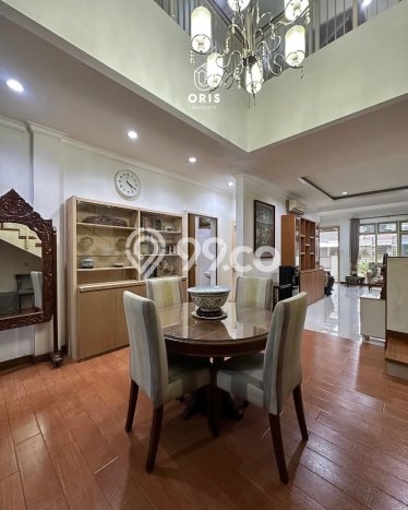 Rumah Luxury Modern Siap Huni di Pondok Indah Jakarta Selatan Rumah Luxury Modern Siap Huni di Pondok Indah Jakarta Selatan