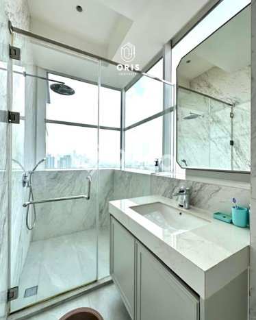 Hunian Apartemen High-Class untuk Dijual di Jakarta Selatan dengan 3 BR & 2 Kamar Mandi Hunian Apartemen High-Class untuk Dijual di Jakarta Selatan dengan 3 BR & 2 Kamar Mandi