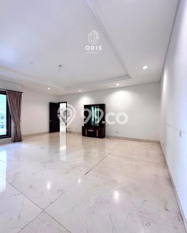Rumah Mewah LB 1000m2 Siap Pakai Desain Elegan di Pondok Indah, Jakarta Selatan Rumah Mewah LB 1000m2 Siap Pakai Desain Elegan di Pondok Indah, Jakarta Selatan