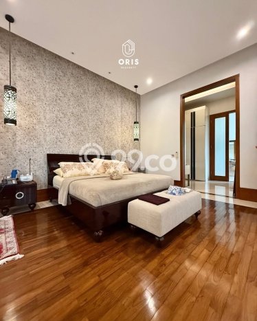 For Sale! Premium House LT 1350m2 Desain Modern di Cipete For Sale! Premium House LT 1350m2 Desain Modern di Cipete