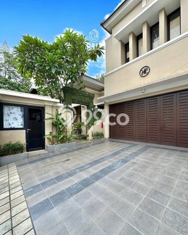 Rumah Luxury Modern Tanpa Renovasi di Kemang Jakarta Selatan Rumah Luxury Modern Tanpa Renovasi di Kemang Jakarta Selatan