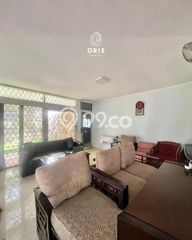 Hunian Mewah Siap Huni LT 550m2 di Kebayoran Baru, Jakarta Selatan Hunian Mewah Siap Huni LT 550m2 di Kebayoran Baru, Jakarta Selatan