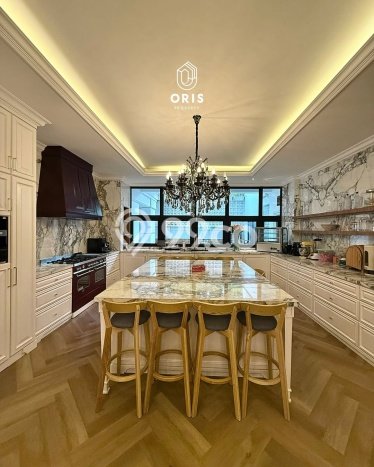 For Sale! Luxury House LT 1312m2 Desain Elegan di Kemang For Sale! Luxury House LT 1312m2 Desain Elegan di Kemang