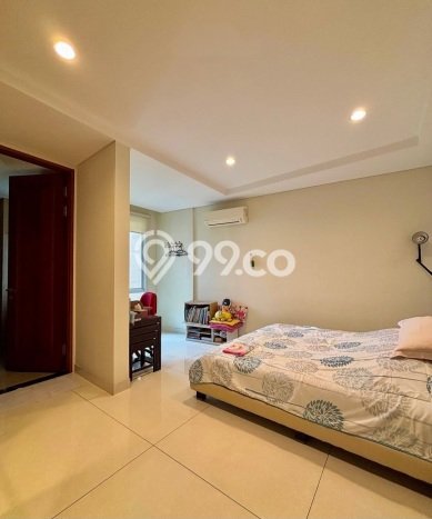 Rumah Luxury Modern Tanpa Renovasi di Pondok Indah Jakarta Selatan Rumah Luxury Modern Tanpa Renovasi di Pondok Indah Jakarta Selatan